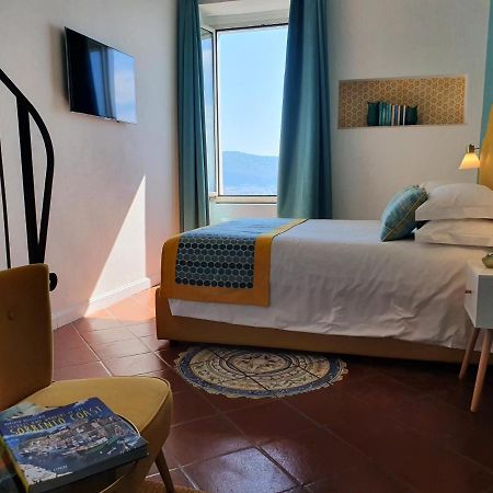 Appartamento Bella Vista House-Sorrento coast - free parking Vico Equense Esterno foto