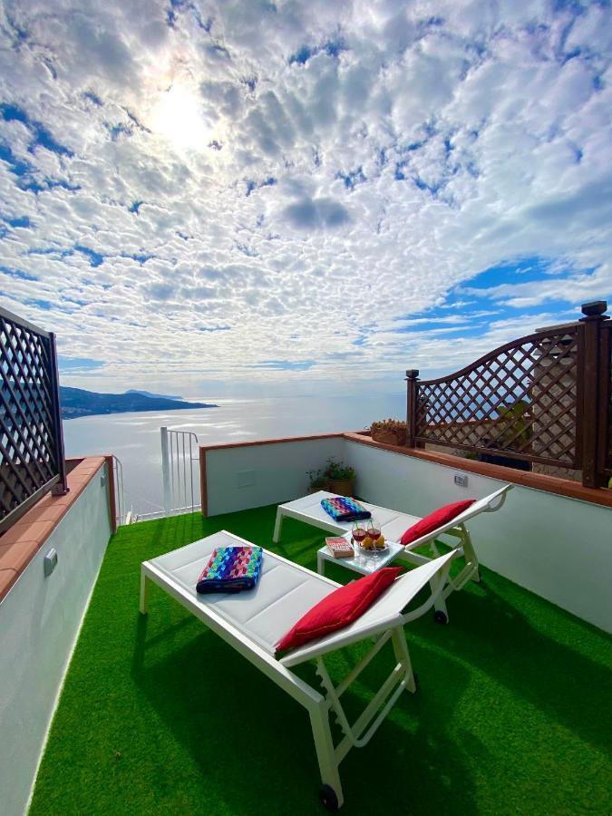 Appartamento Bella Vista House-Sorrento coast - free parking Vico Equense Esterno foto