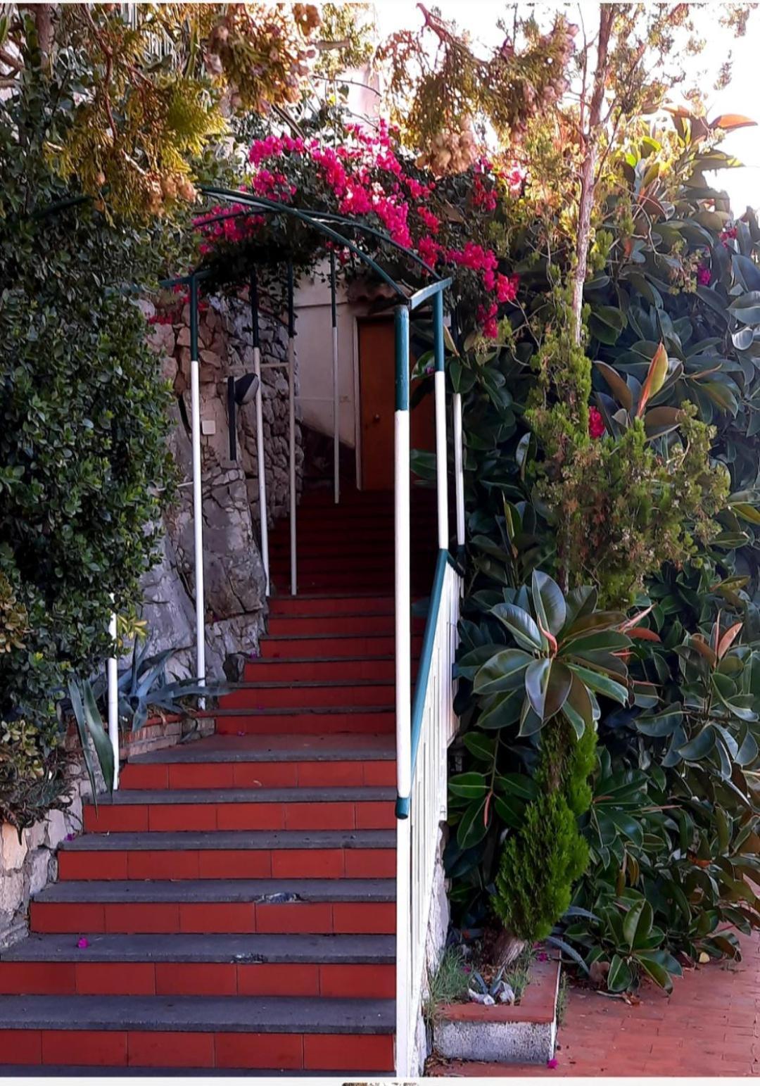 Appartamento Bella Vista House-Sorrento coast - free parking Vico Equense Esterno foto